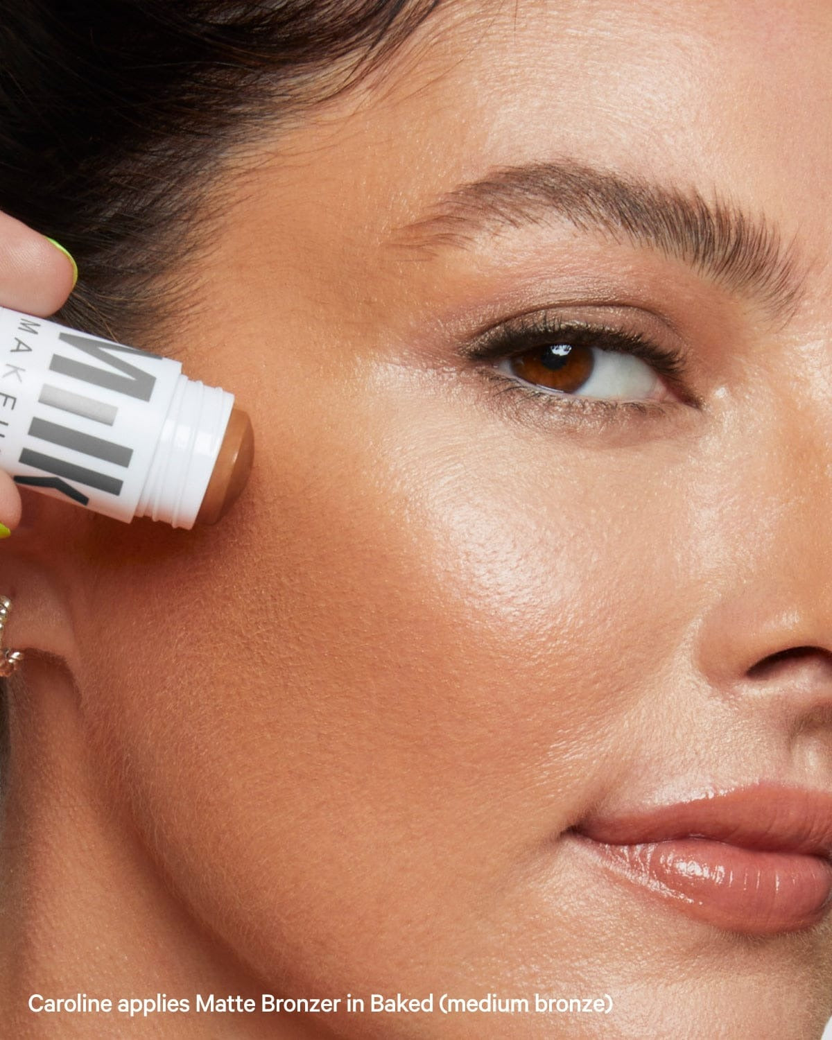 Matte Bronzer Stick