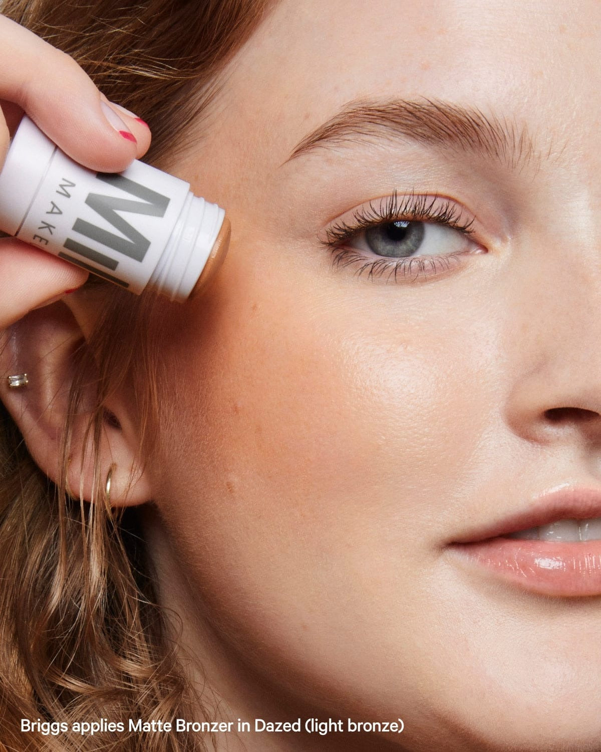Matte Bronzer Stick